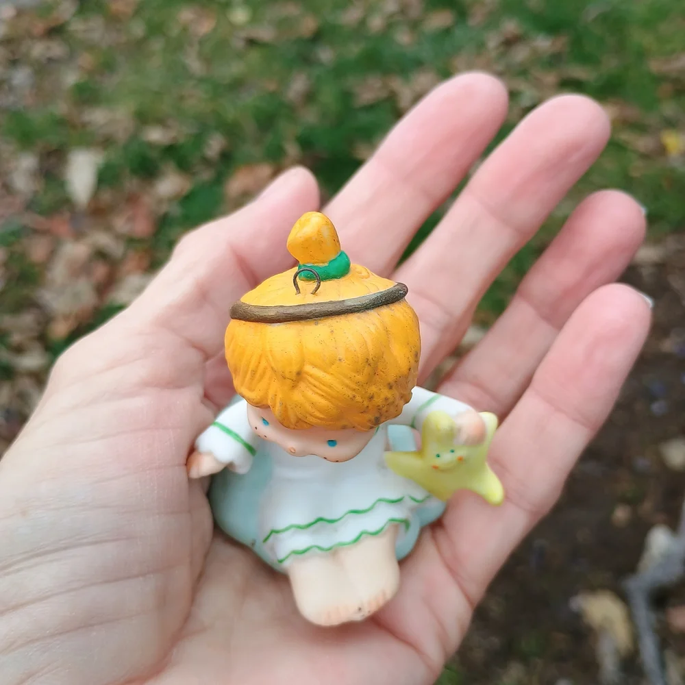 VTG 1980s Hallmark angel on a cloud ornament, Christmas ornament, cute core vibe
